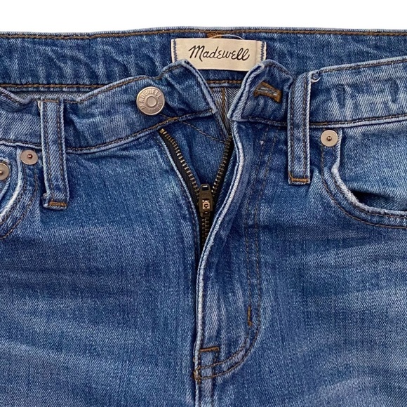 Madewell The High-Rise Slim Boyjean Step Hem Slim Boyfriend Distressed Jeans 24 - Picture 12 of 16
